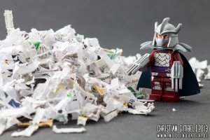 Lego Shredder mit Papierhaufen - Noppenquader - Artikelbild