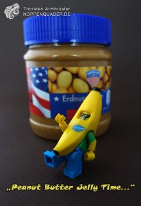 lego peanutbutter peanut butter jelly time lego moc minifig meme erdnussbutter banane dancing noppenquader